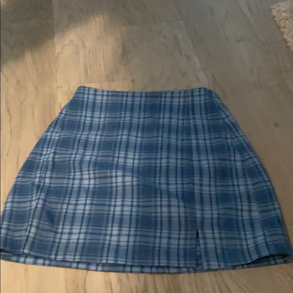 brandy melville cara skirt
